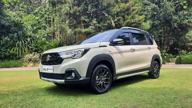 Kelebihan Suzuki XL7 Dibanding Mitsubishi Xpander
